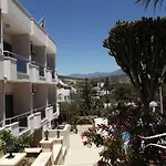 Hotel Apollon Gombe