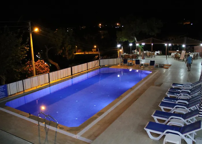 Apollon Hotell 2*